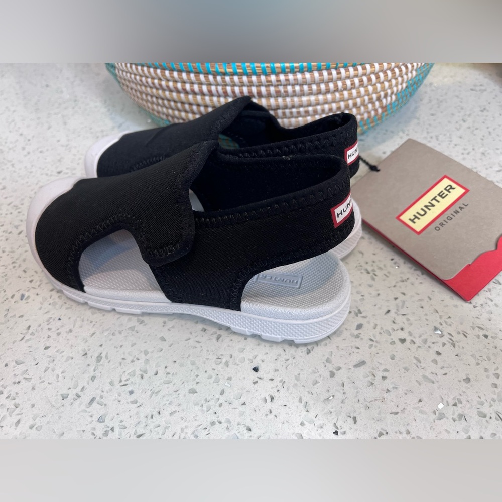Toddler/child size UK 11 US 12 unisex Hunter shoes